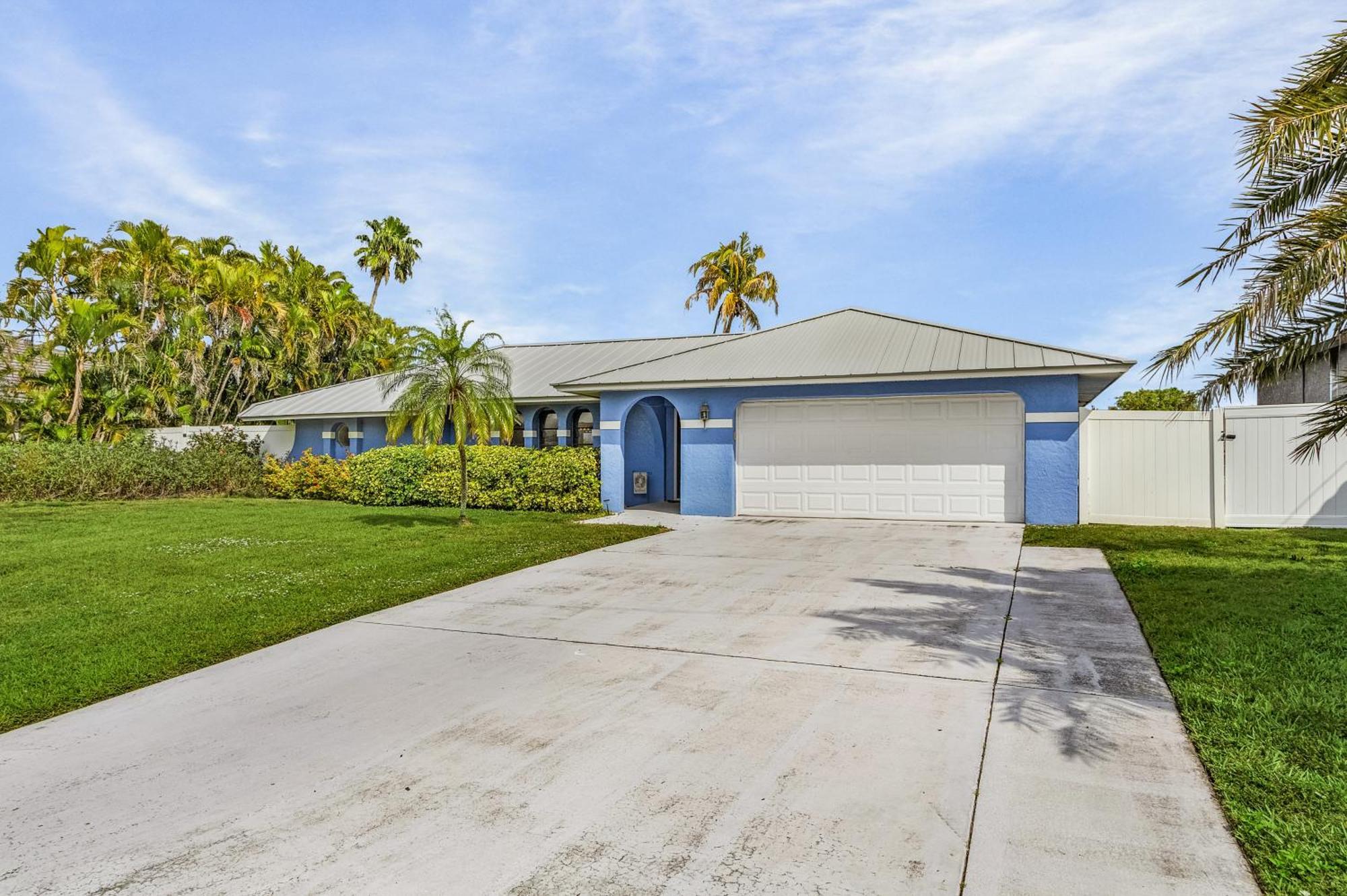 Canal-Front Oasis With Dock And Kayaks In Cape Coral! Eksteriør billede